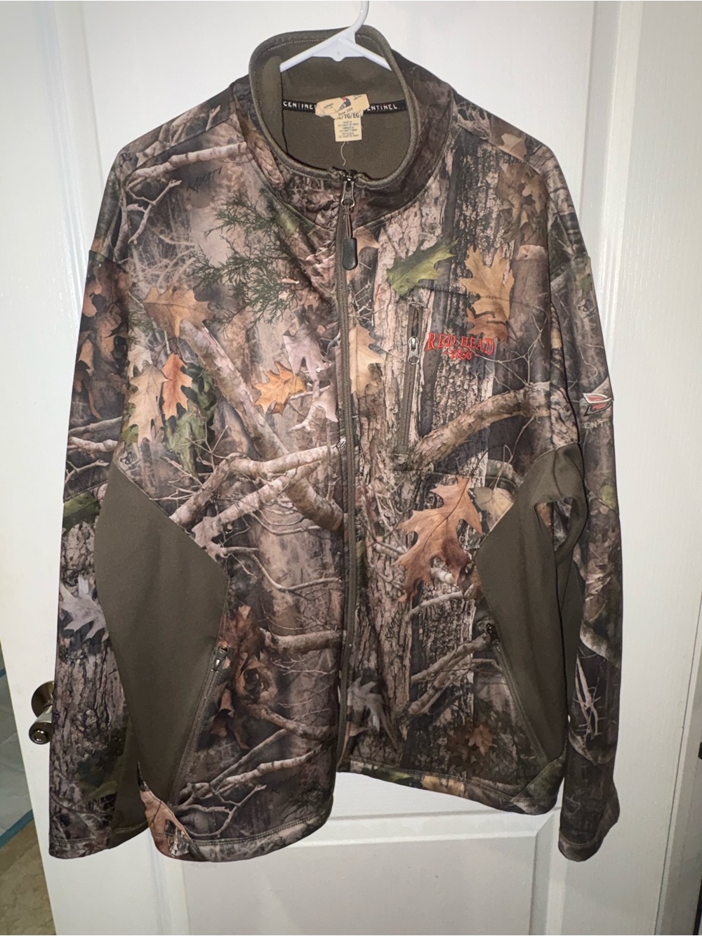 RedHead Realtree Camo Zip-Up Field Jacket in Brown & Olive - XL Men’s